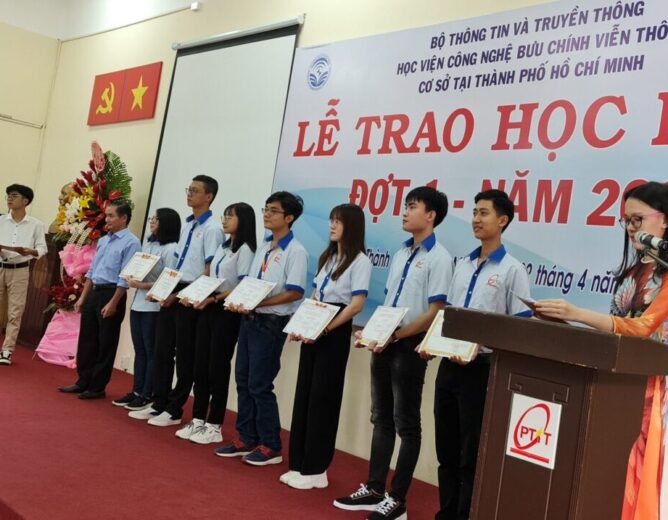 Lễ trao học bổng sinh viên 2024 – Học viện Công nghệ Bưu chính Viễn thông Cơ sở tại TP.HCM